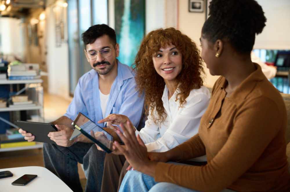 Cosultant explaining to customers